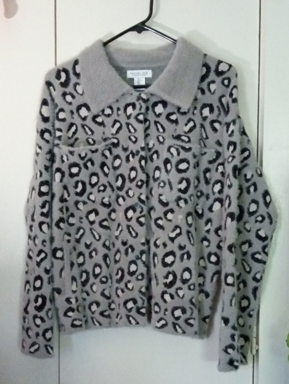Rachel Zoe Gray Leopard Print Teddy Jacket Super Soft and Warm Size Large
